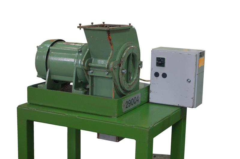 files/maschinenfotos/Schneidemaschine cutting machines machine decoupe cortadora Gummi rubber caoutchouc caucho Deguma 7-637-1.jpg